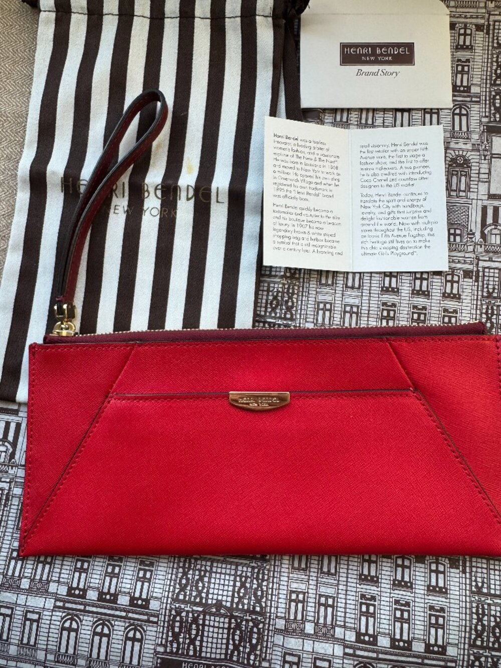 Henri Bendel West 57th Travel Pouch Wristlet/Wallet or Phone Holder